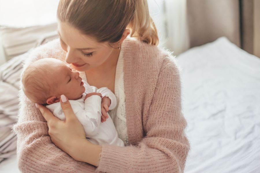 Super Moms Guide to Baby Gear: Must-Have Essentials and Smart Buys