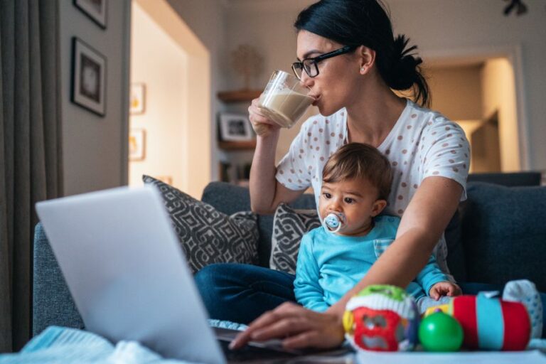 Super Mom Hacks: Time-Saving Tips and Tricks for Parenting Success